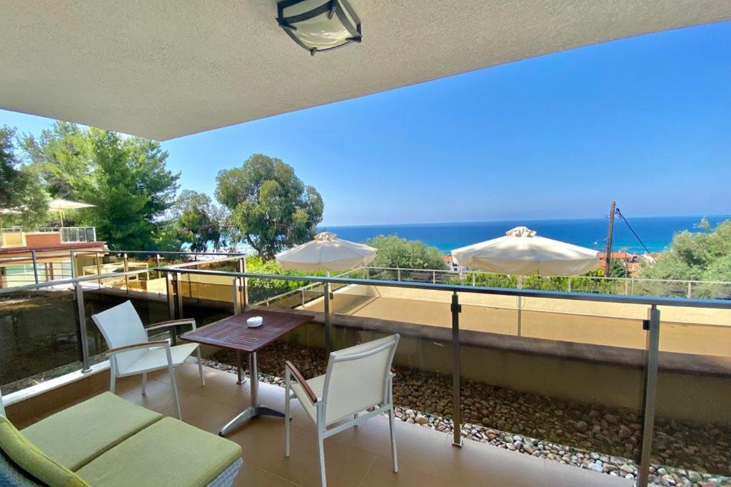 Greek Pride Cronwell Rahoni Hotel (Adults Only) Nea Skioni Exterior foto